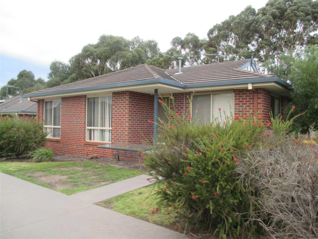 3-2-allington-place-langwarrin-vic-3910_img0