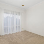 The Crescent 10,100-3