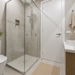 TH7 Downstairs ensuite